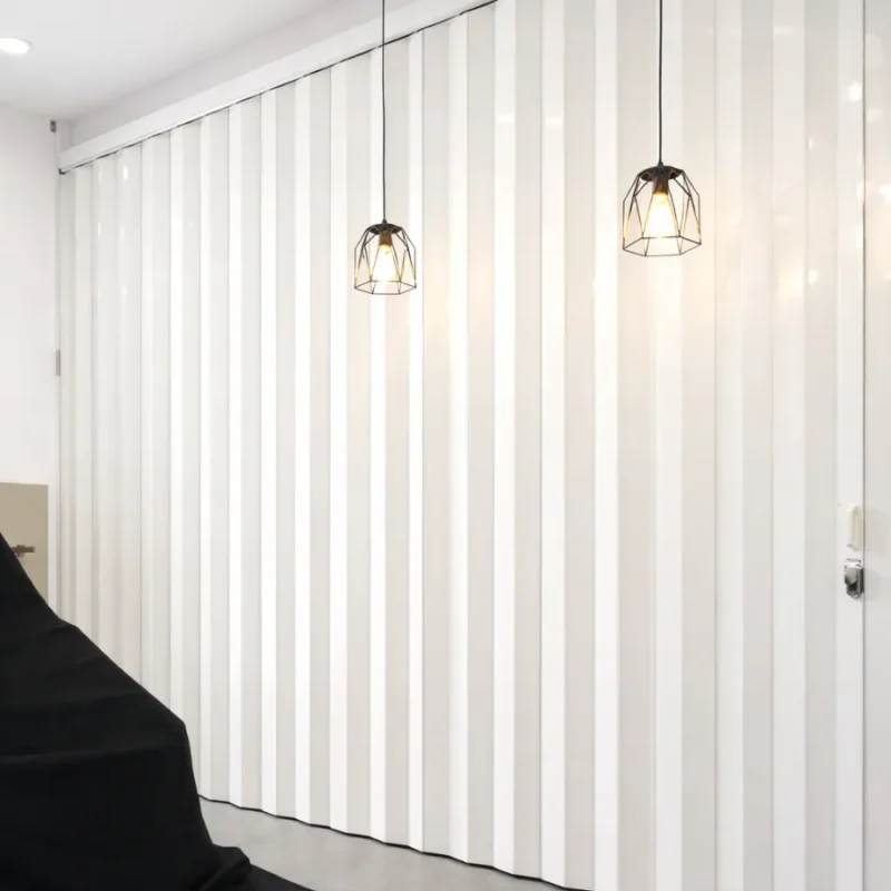 ฉากกั้นห้องราคาถูก (6)