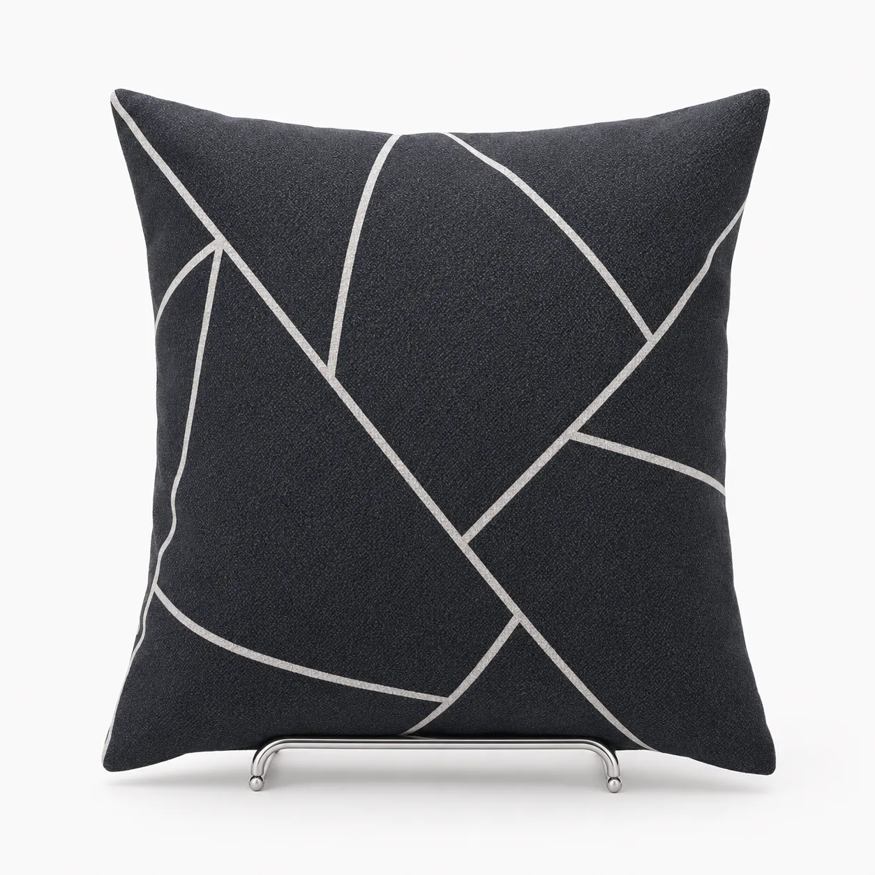 หมอนอิงลายเส้นกราฟิก ขาว-ดำ รหัส MO-002 สไตล์โมเดิร์นคลาสสิก CA.DECOR